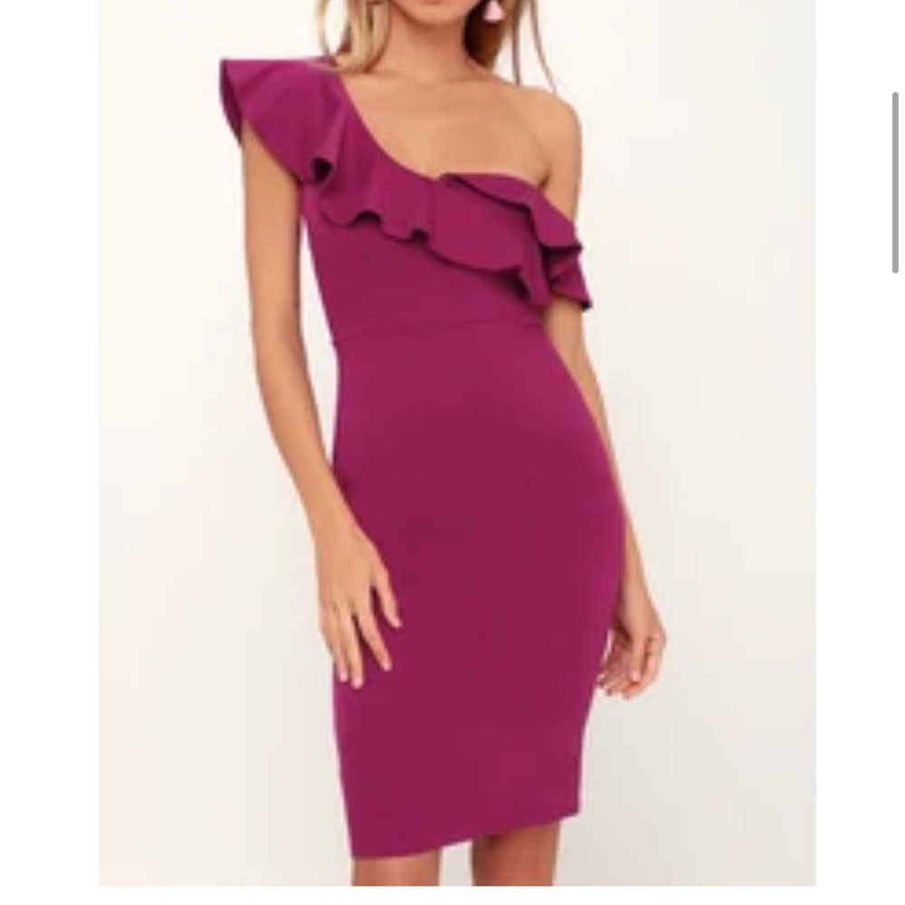 Lulus Magenta dress
